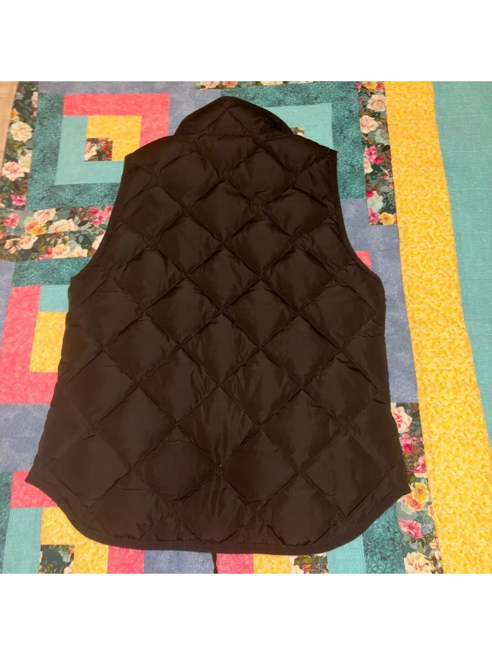 J.Crew Black Quilted Puffer Vest Woman’s Size Small Outdoor Jacket Vest Warm